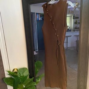 Brown dress